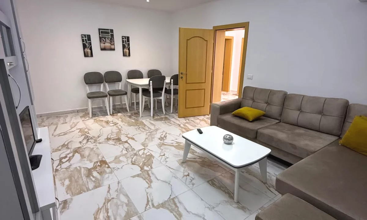 Shtepi me qera Apartament ne Tirane, 2+1, Mobilimi E mobiluar, Pagesa 65,000  Leke.