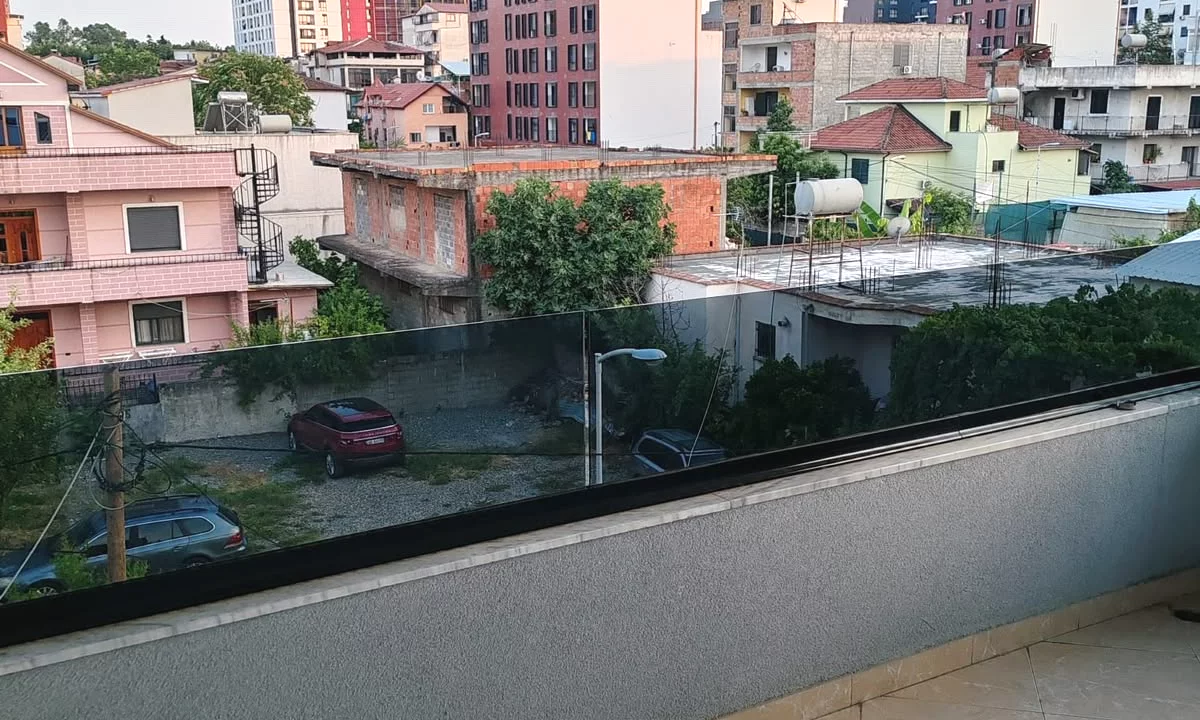Shtepi me qera Apartament ne Tirane, 1+1, Mobilimi E mobiluar, Pagesa 50,000  Leke.