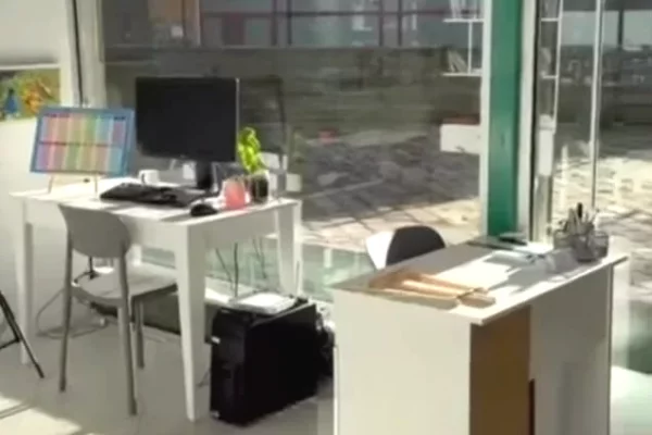 Ambient biznesi me qera 3+1 ne Tirane - 600 Euro