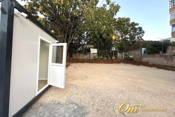 Truall ose Toke ne Tirane - 3,500 Euro