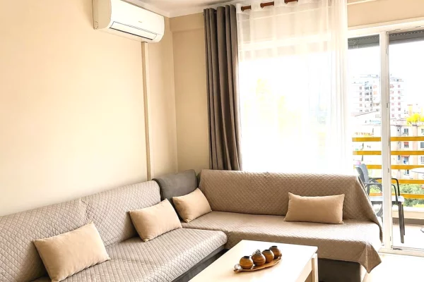 Shtepi me qera Apartament ne Tirane, 1+1, Mobilimi E mobiluar, Pagesa 52,000  Leke.