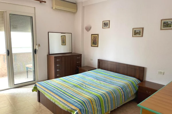 Shtepi me qera Apartament ne Tirane, 2+1, Mobilimi E mobiluar, Pagesa 70,000  Leke.