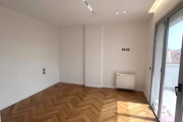 SHITET APARTAMENT 1+1, 21 DHJETORI