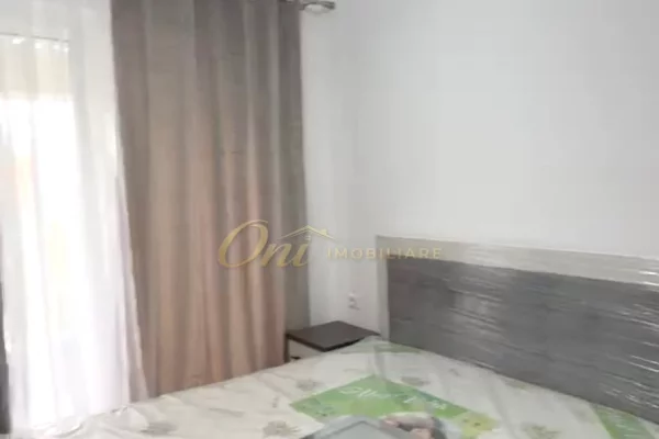 Shtepi me qera Apartament ne Tirane, 1+1, Mobilimi E mobiluar, Pagesa 40,000  Leke.