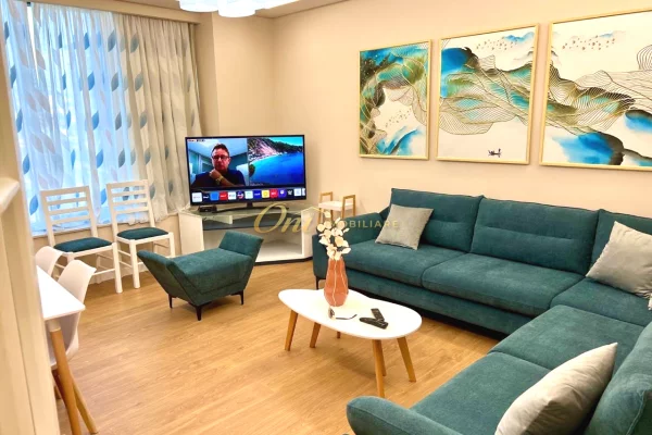 Shtepi me qera Apartament ne Tirane, 1+1, Mobilimi E mobiluar, Pagesa 62,000  Leke.