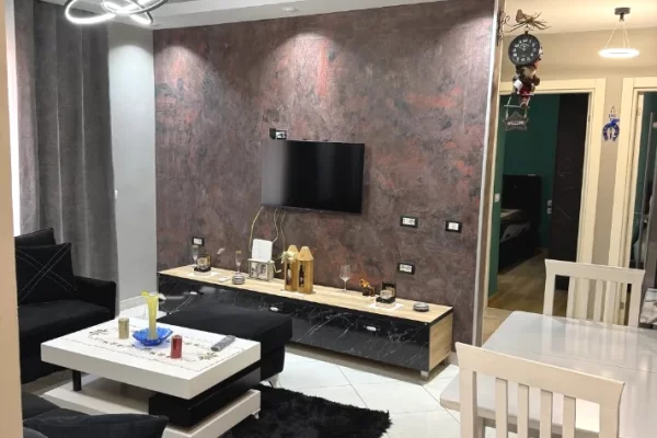 JEPET APARTAMENT ME QERA 3+1, KOPSHTI BOTANIK
