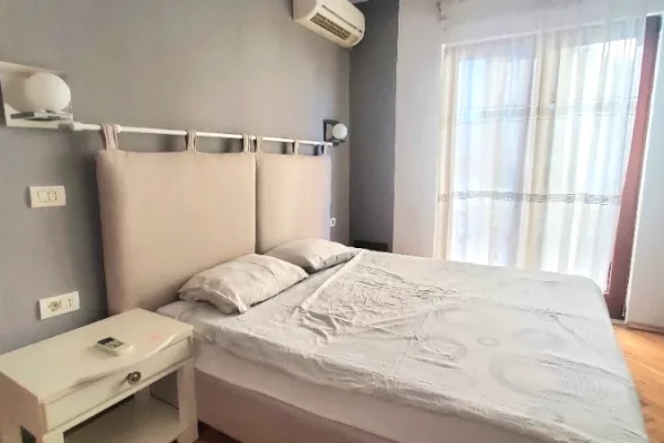 JEPET APARTAMENT ME QERA 1+1,MYSLYM SHYR