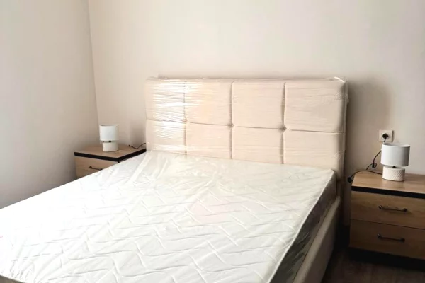 Shtepi me qera Apartament ne Tirane, 1+1, Mobilimi E mobiluar, Pagesa 45,000  Leke.