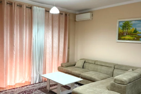 JEPET APARTAMENT ME QERA 1+1,5 MAJI