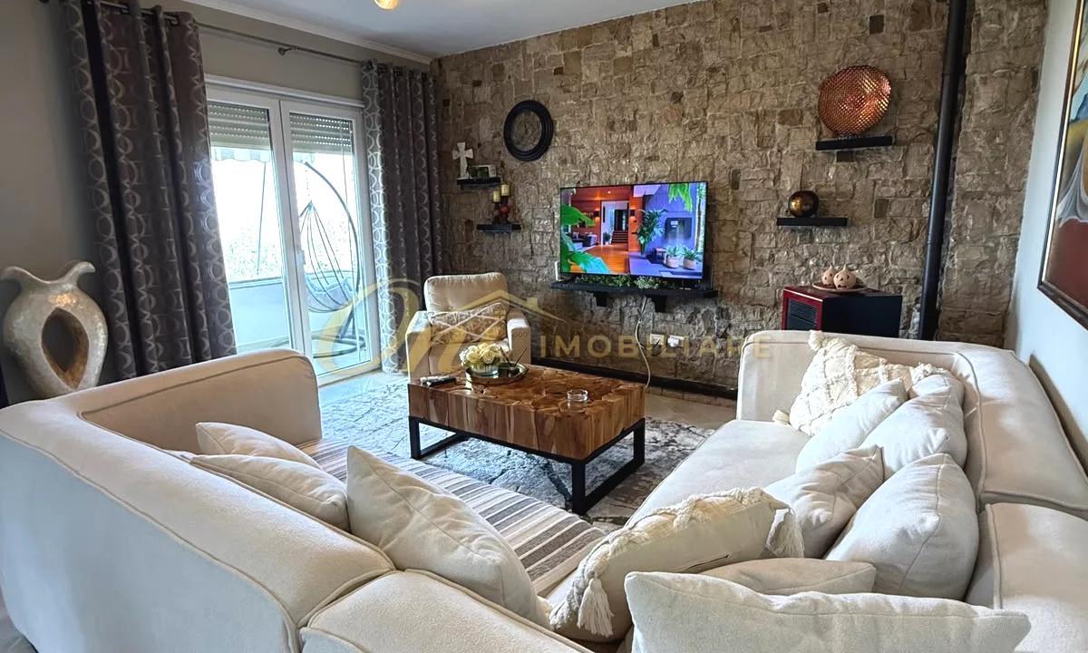 Shtepi me qera Apartament ne Tirane, 2+1, Mobilimi E mobiluar, Pagesa 1,000  Euro.