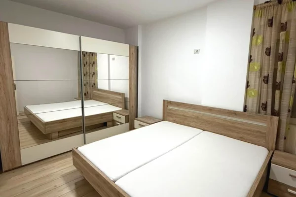 Shtepi me qera Apartament ne Tirane, 2+1, Mobilimi E mobiluar, Pagesa 47,000  Leke.