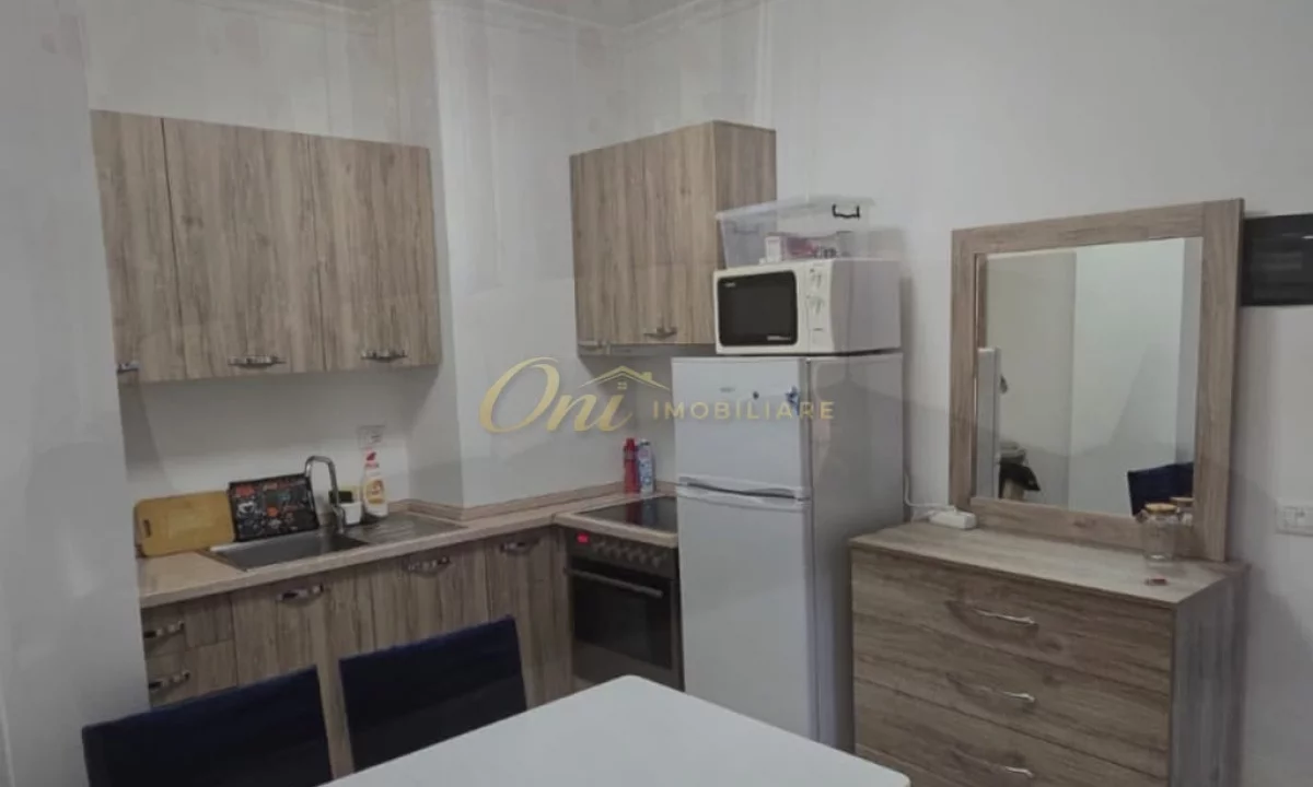 Shtepi me qera Apartament ne Tirane, 1+1, Mobilimi E mobiluar, Pagesa 55,000  Leke.