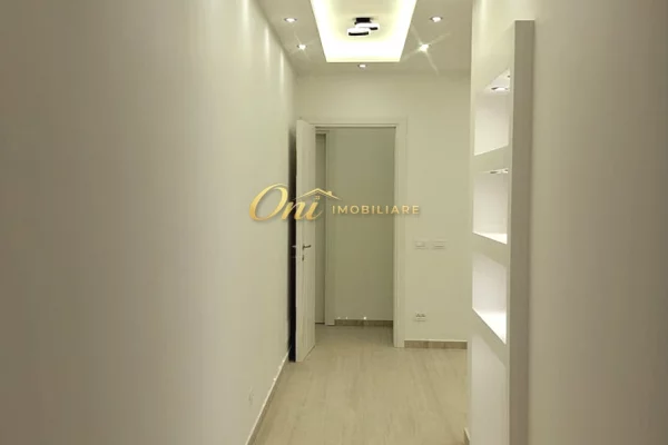 Ambient biznesi me qera 1+1 ne Tirane - 150,000 Leke