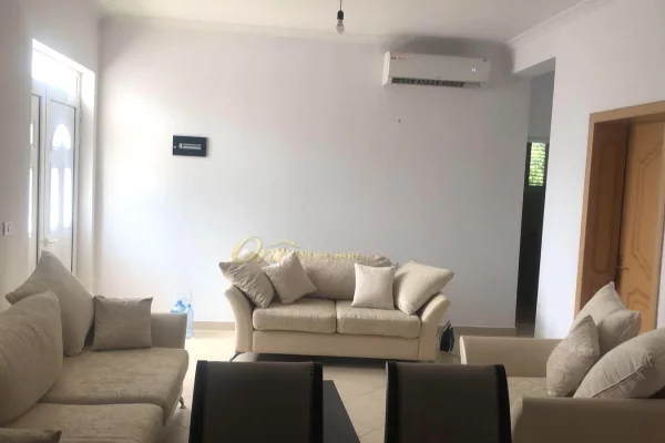 Shtepi me qera Apartament ne Tirane, 2+1, Mobilimi E mobiluar, Pagesa 50,000  Leke.