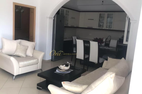 JEPET APARTAMENT ME QERA 2+1, 21 DHJETORI 