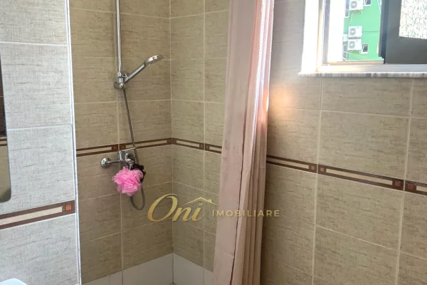 Shtepi me qera Apartament ne Tirane, 1+1, Mobilimi E mobiluar, Pagesa 500  Euro.