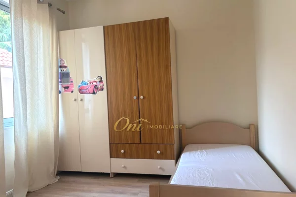 Shtepi me qera Apartament ne Tirane, 2+1, Mobilimi E mobiluar, Pagesa 700  Euro.