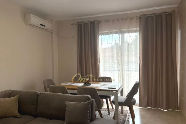 Shtepi me qera Apartament ne Tirane, 2+1, Mobilimi E mobiluar, Pagesa 70,000  Leke.