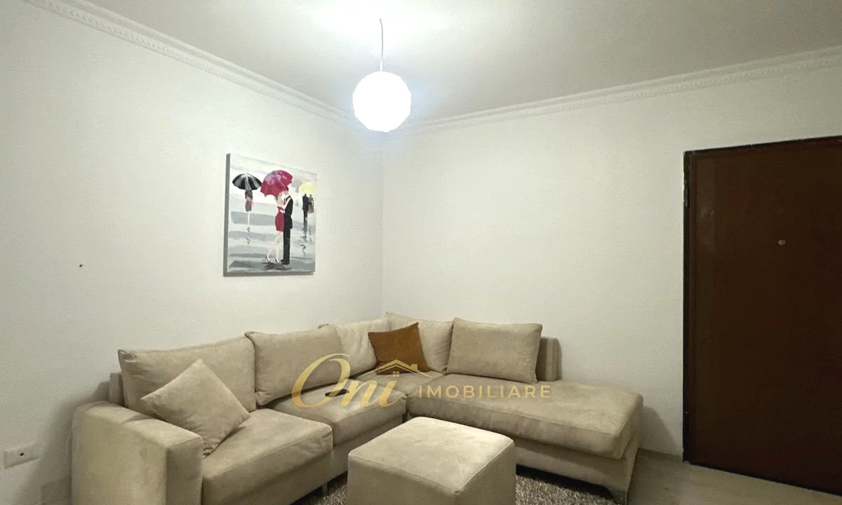 Shtepi me qera Apartament ne Tirane, 1+1, Mobilimi E mobiluar, Pagesa 45,000  Leke.