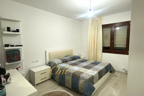 Shtepi me qera Apartament ne Tirane, 1+1, Mobilimi E mobiluar, Pagesa 45,000  Leke.
