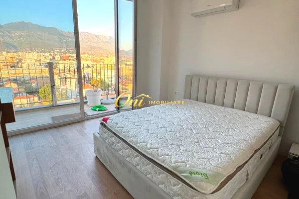 Shtepi me qera Apartament ne Tirane, 3+1, Mobilimi E mobiluar, Pagesa 85,000  Leke.