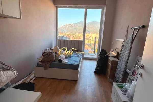 Shtepi me qera Apartament ne Tirane, 3+1, Mobilimi E mobiluar, Pagesa 85,000  Leke.