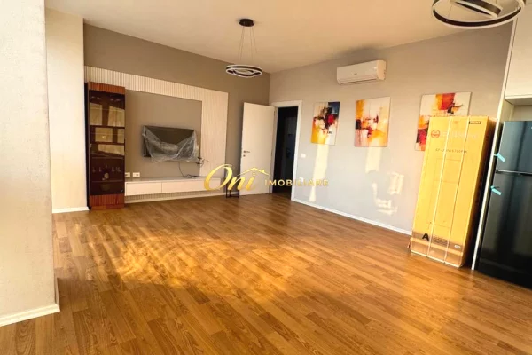 Shtepi me qera Apartament ne Tirane, 3+1, Mobilimi E mobiluar, Pagesa 85,000  Leke.