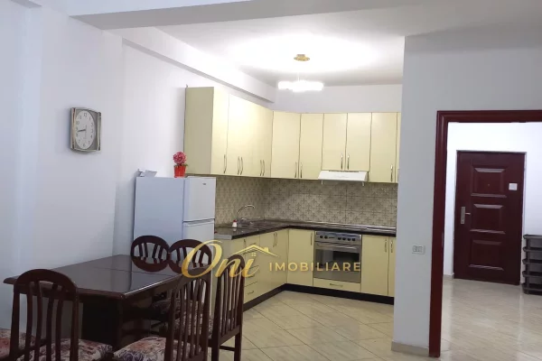 Shtepi me qera Apartament ne Tirane, 2+1, Mobilimi E mobiluar, Pagesa 56,000  Leke.