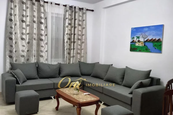 ASTIR, APARTAMENT ME QERA 2+1+2