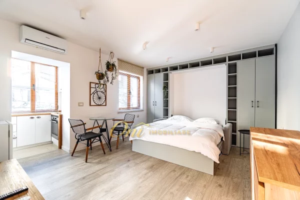 Shtepi me qera Apartament ne Tirane, Garsoniere, Mobilimi E mobiluar, Pagesa 50,000  Leke.