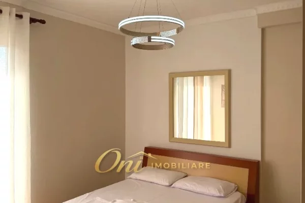 Shtepi me qera Apartament ne Tirane, 2+1, Mobilimi E mobiluar, Pagesa 750  Euro.
