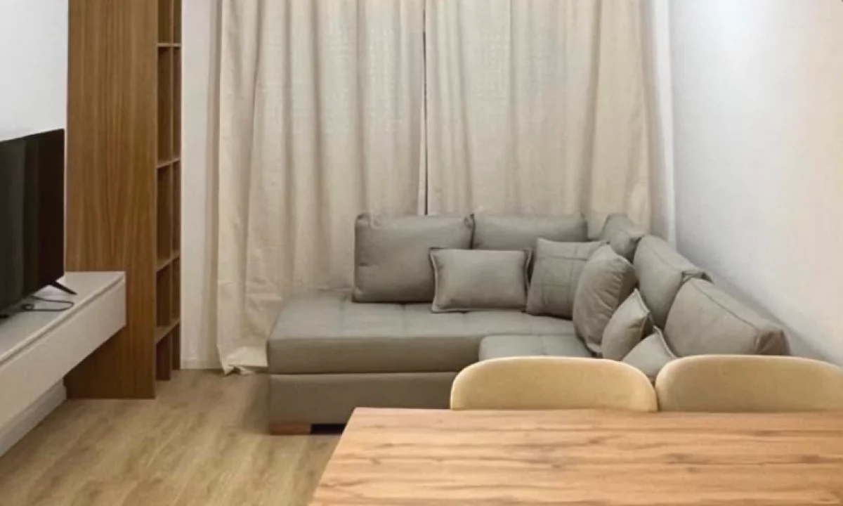 Shtepi me qera Apartament ne Tirane, 2+1, Mobilimi E mobiluar, Pagesa 50,000  Leke.
