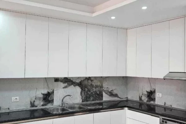 Shtepi me qera Apartament ne Tirane, 2+1, Mobilimi E mobiluar, Pagesa 55,000  Leke.