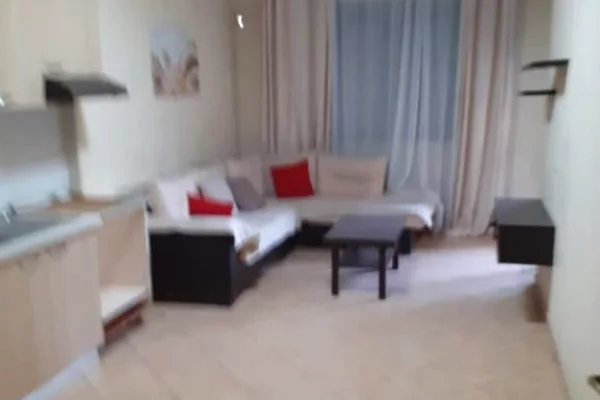 5 MAJI, APARTAMENT ME QERA 2+1
