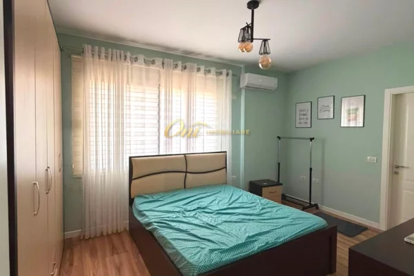 Shtepi me qera Apartament ne Tirane, 2+1, Mobilimi E mobiluar, Pagesa 50,000  Leke.