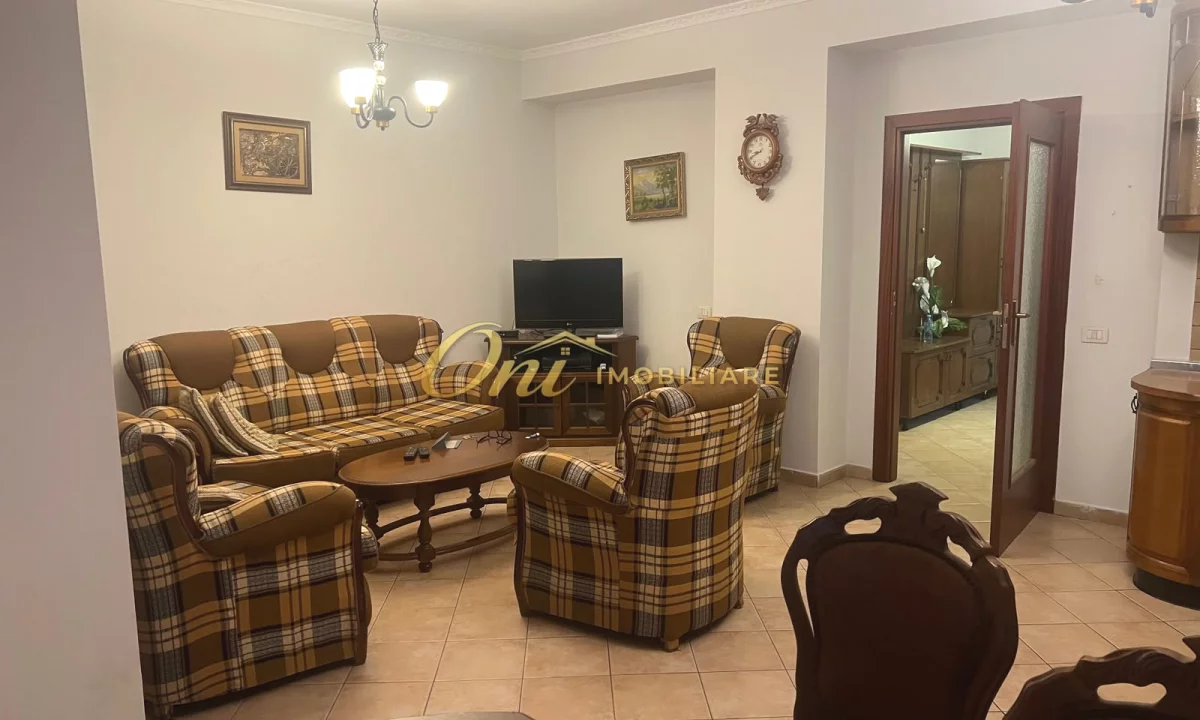 Shtepi me qera Apartament ne Tirane, 2+1, Mobilimi E mobiluar, Pagesa 70,000  Leke.