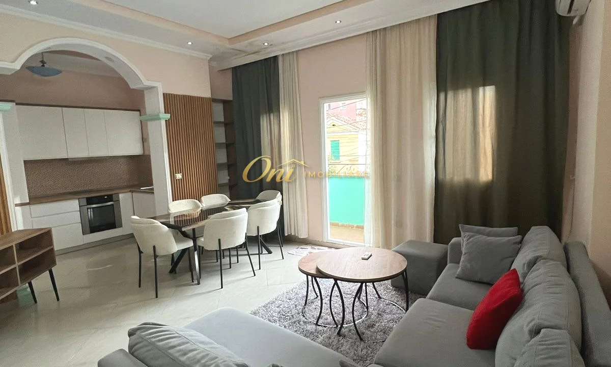 Shtepi me qera Apartament ne Tirane, 1+1, Mobilimi E mobiluar, Pagesa 60,000  Leke.