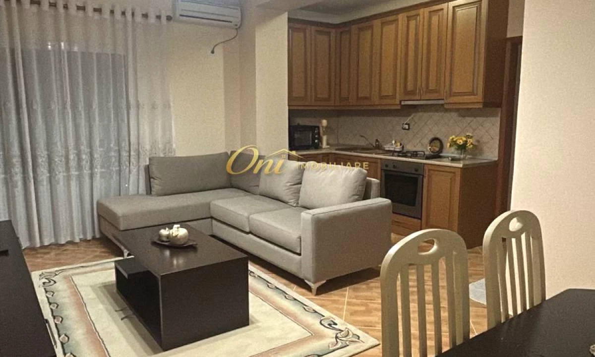Shtepi me qera Apartament ne Tirane, 2+1, Mobilimi E mobiluar, Pagesa 60,000  Leke.