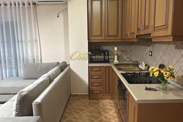 Shtepi me qera Apartament ne Tirane, 2+1, Mobilimi E mobiluar, Pagesa 60,000  Leke.