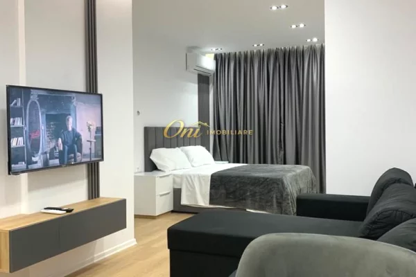 JEPEN 3 STUDIO PER AIRBNB ME QERA NE QENDER