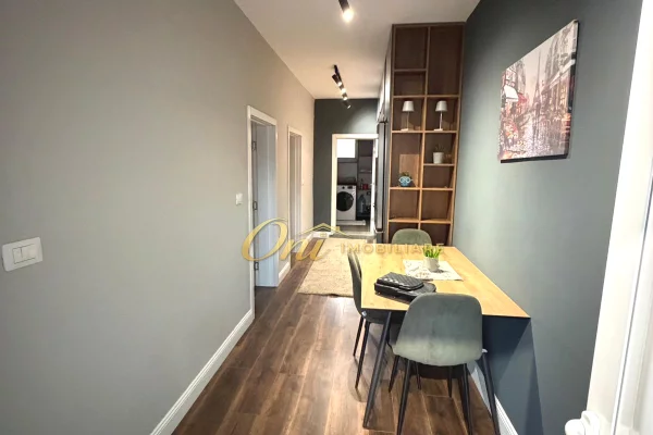 House for Sale Apartment in Tirana, 1+1, Furniture Furnished, Payment 175,000  Euro.