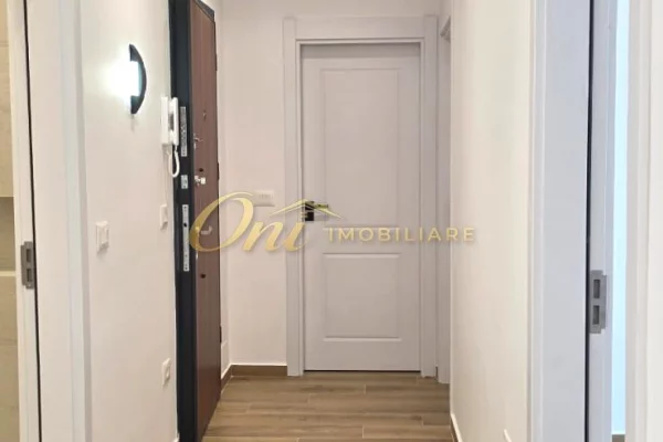 Shtepi ne shitje Apartament ne Tirane, 2+1, Mobilimi Bosh, pa mobiluar, Pagesa 15,000,000  Leke.