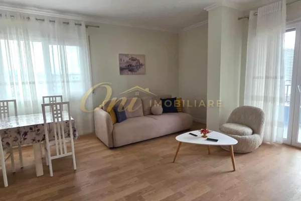 PAZARI I RI, APARTAMENT PER QERA 2+1