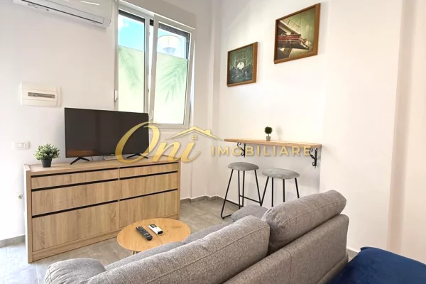 House for Rent Apartment in Tirana, Garsoniere, Furniture Furnished, Payment 40,000  Leke.
