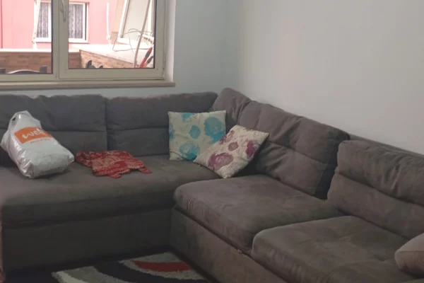YZBERISHT, APARTAMENT PER QERA 1+1