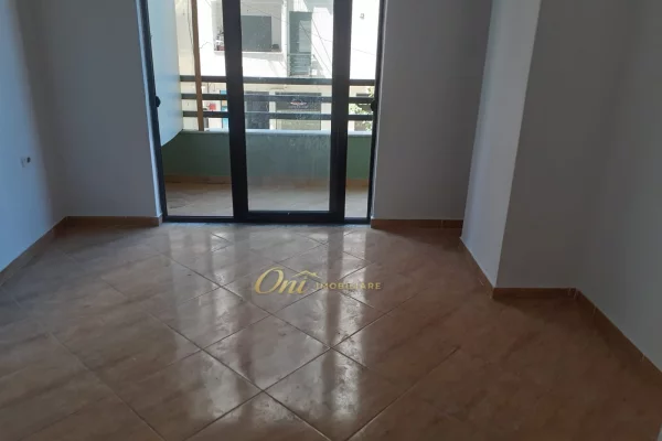 House for Rent Apartment in Tirana, 2+1, Furniture Emty, Payment 40,000  Leke.