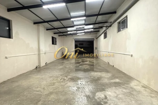 Ambient biznesi me qera 4+1 ne Tirane - 85,000 Leke