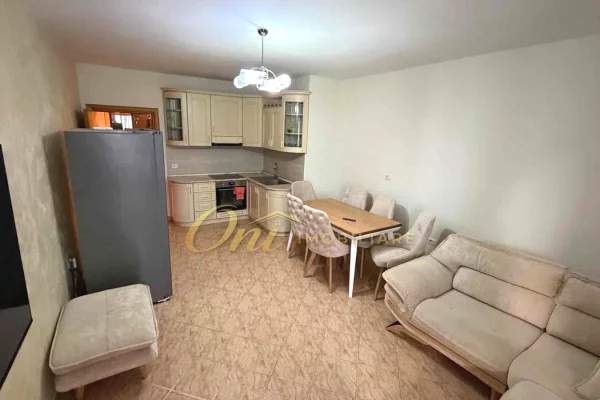 House for Rent Apartment in Tirana, 2+1, Furniture Furnished, Payment 65,000  Leke.