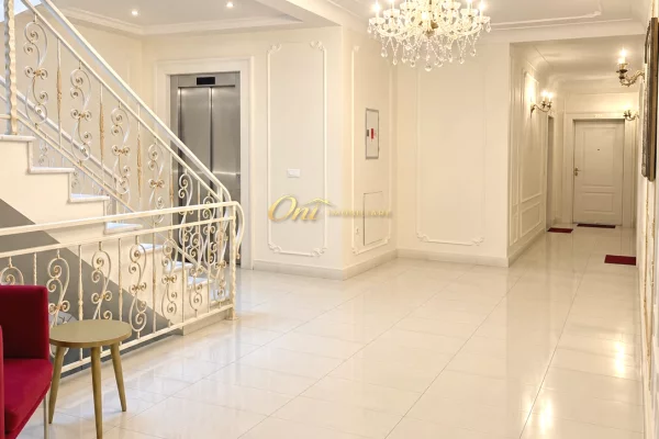 Shtepi me qera Apartament ne Tirane, 2+1, Mobilimi E mobiluar, Pagesa 400,000  Euro.