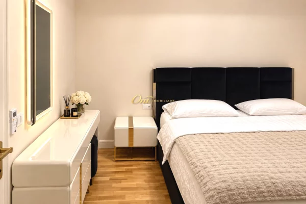 Shtepi me qera Apartament ne Tirane, 2+1, Mobilimi E mobiluar, Pagesa 400,000  Euro.